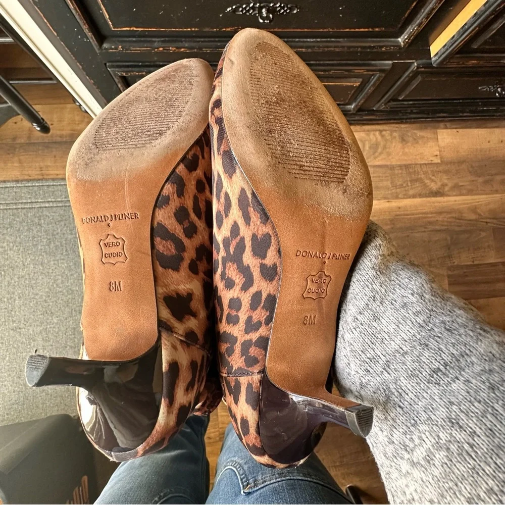 Donald J Pliner Vintage Y2K Vero Cuoio Leopard 3” Kitten Heel Booties Boots 8